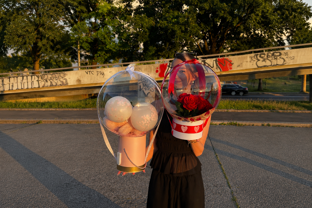 AirRose bobo balloon with rose
